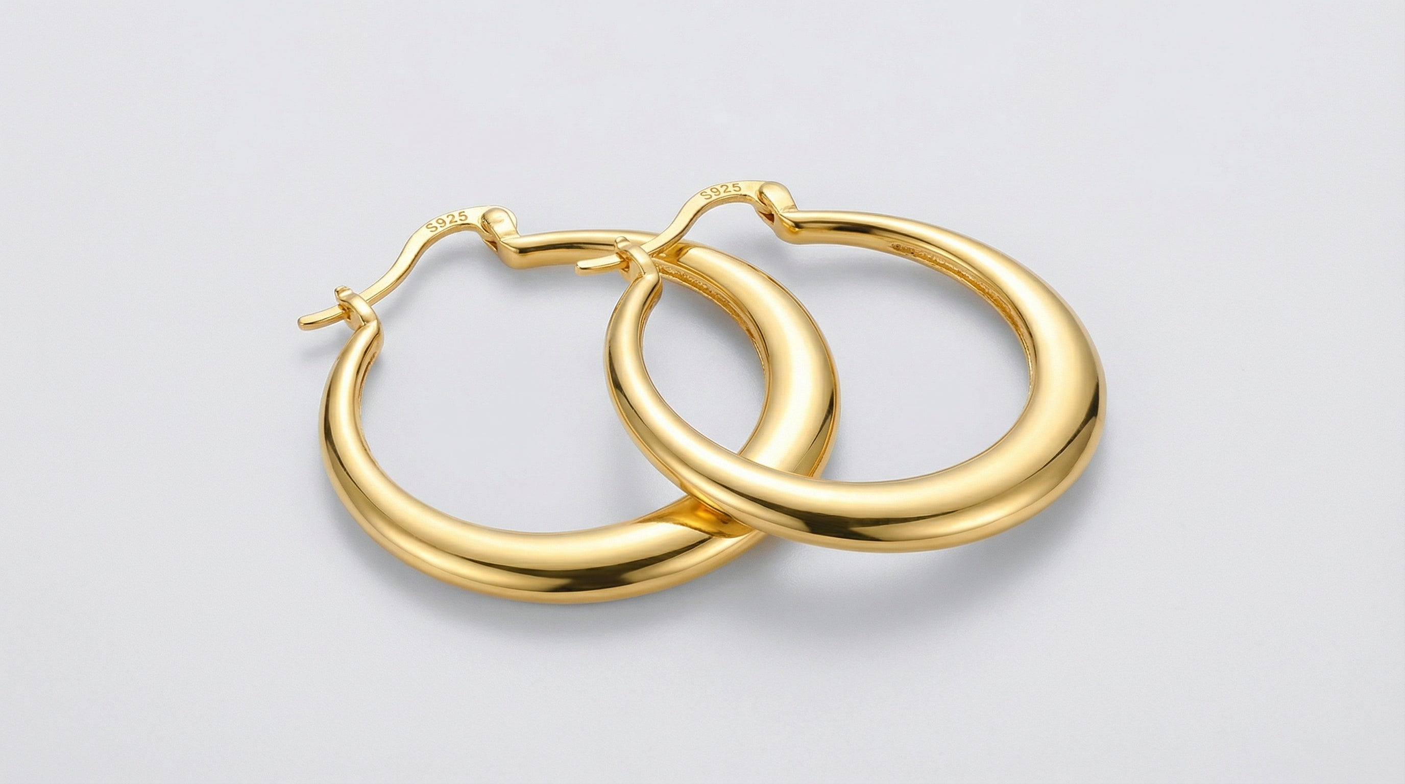 PALMI – 18K vergoldete Kreolen ✨